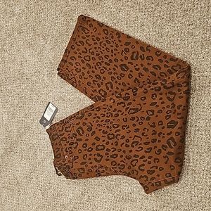 Women's Vintage Universal Thread Straight Leg Jeans! NWT!